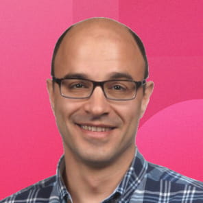 Ben Tezcan Headshot