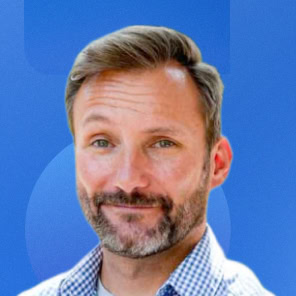 Ian Basecamp Headshot